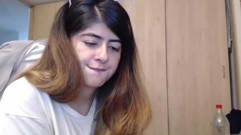 Skyler online show from February 2025 05:47:01 AM