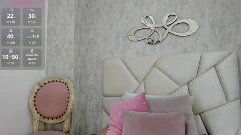 Skyler online show from September 2025 08:12:02 PM