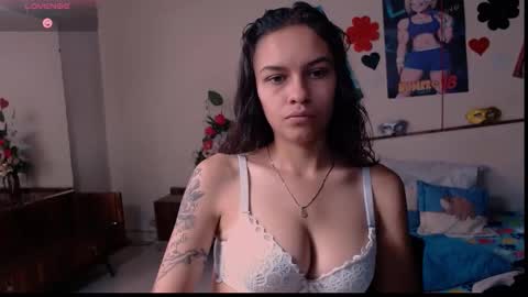 skyloverhot online show from October 2025 07:38:01 PM
