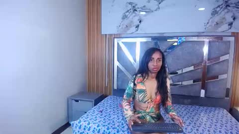 Snapshot of skymarincl202 chatting on April 2026 04:25:01 PM Sky Marin.. online show from April 2026 04:25:01 PM