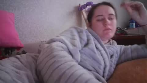 skyressie333 online show from February 2025 01:38:02 PM