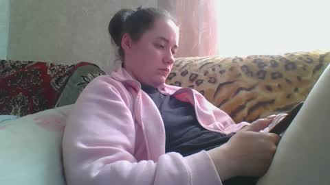 skyressie333 online show from April 2026 07:00:02 AM