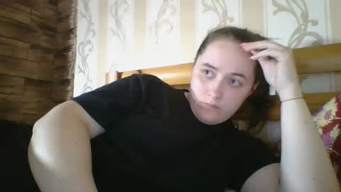 skyressie333 online show from April 2026 06:38:01 PM