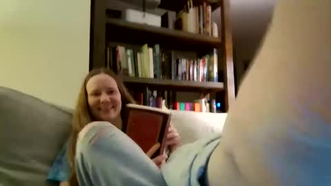 Sky Winters online show from November 2025 01:06:02 AM