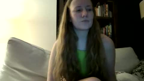 Sky Winters online show from November 2025 01:08:02 AM