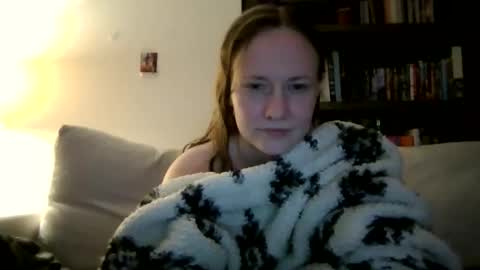 Snapshot of skywinters chatting on May 2026 01:11:01 AM Sky Winters online show from May 2026 01:11:01 AM