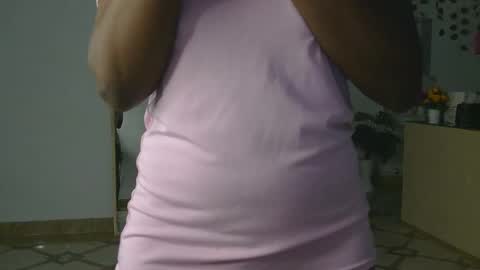 Snapshot of skyy_brown chatting on May 2026 12:41:01 AM Bella online show from May 2026 12:41:01 AM