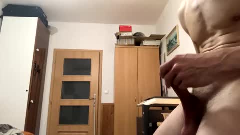 slabyhrac online show from March 2025 08:55:01 PM