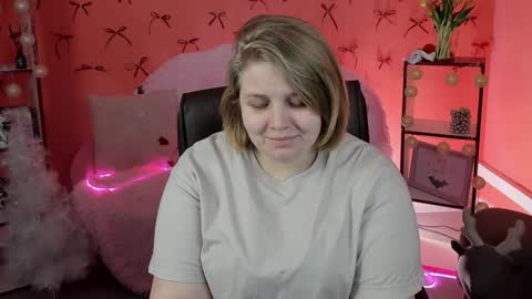 Snapshot of sladadeew chatting on January 2025 12:05:02 PM Slada Deew online show from January 2025 12:05:02 PM