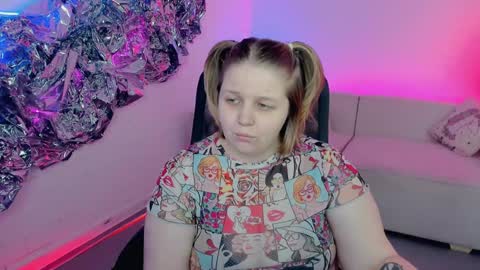 Snapshot of sladadeew chatting on January 2025 09:00:01 AM Slada Deew online show from January 2025 09:00:01 AM