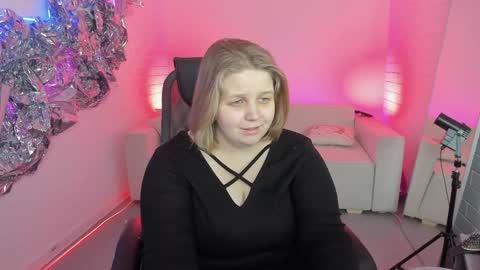 Snapshot of sladadeew chatting on January 2025 09:02:02 AM Slada Deew online show from January 2025 09:02:02 AM