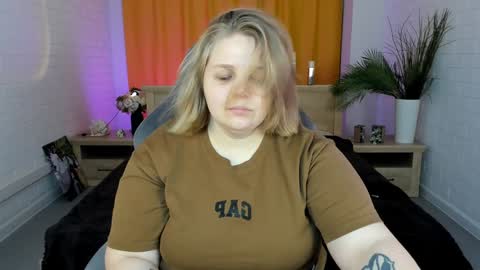 Snapshot of sladadeew chatting on January 2025 09:13:02 AM Slada Deew online show from January 2025 09:13:02 AM