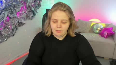 Snapshot of sladadeew chatting on January 2025 09:27:01 AM Slada Deew online show from January 2025 09:27:01 AM