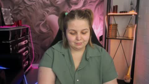 Snapshot of sladadeew chatting on February 2025 04:03:01 PM Slada Deew online show from February 2025 04:03:01 PM
