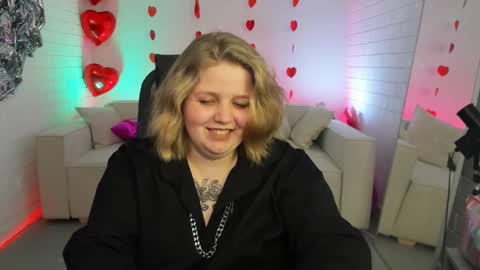 Snapshot of sladadeew chatting on February 2025 03:49:02 PM Slada Deew online show from February 2025 03:49:02 PM