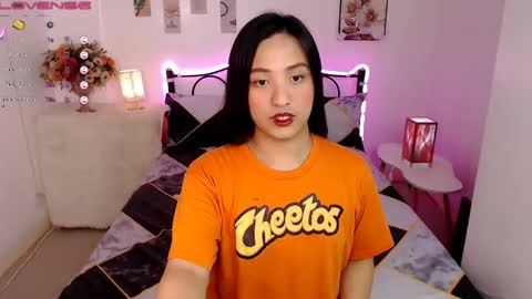 Queen Cyrine online show from February 2025 10:07:01 AM