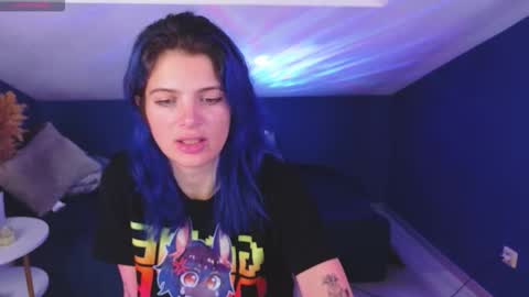 Emilia online show from October 2025 09:04:02 PM