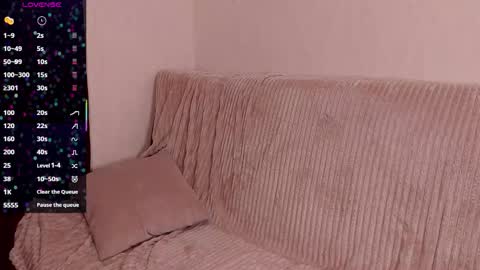 Alice online show from October 2025 09:24:02 PM