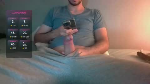 sleepless19 online show from May 2026 01:50:01 PM