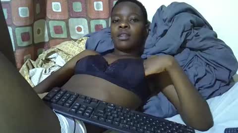 slender_queen online show from February 2026 06:52:01 AM