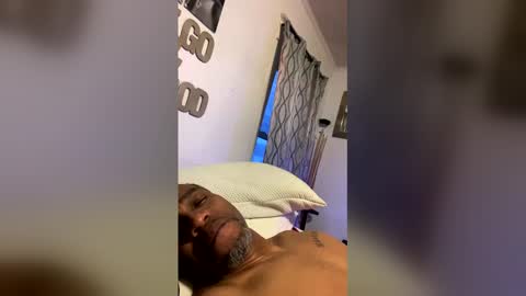 slim975 online show from March 2026 11:28:02 AM