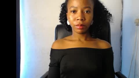 Snapshot of slim_ebonypet chatting on April 2026 09:18:01 AM Crystal online show from April 2026 09:18:01 AM