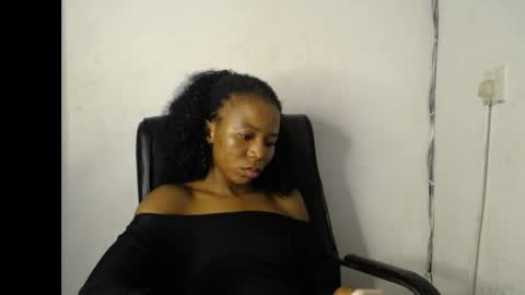 Snapshot of slim_ebonypet chatting on April 2026 10:58:01 PM Crystal online show from April 2026 10:58:01 PM