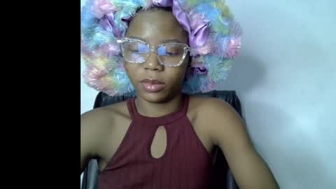 Snapshot of slim_ebonypet chatting on May 2026 08:42:01 AM Crystal online show from May 2026 08:42:01 AM