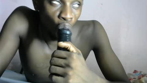 Snapshot of slim_long01 chatting on December 2024 05:29:02 PM slim long01 online show from December 2024 05:29:02 PM