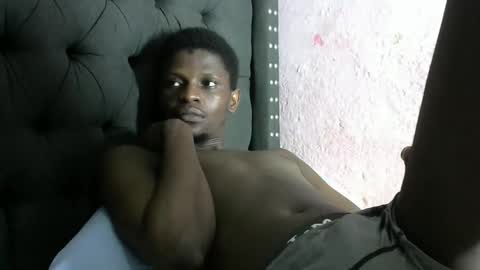 Snapshot of slim_long01 chatting on January 2025 12:45:02 PM slim long01 online show from January 2025 12:45:02 PM