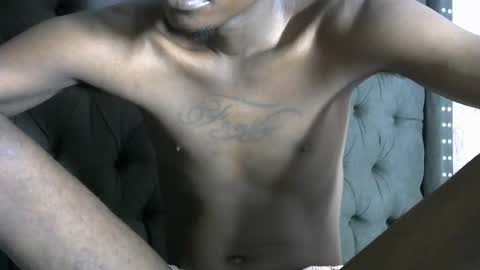 Snapshot of slim_long01 chatting on February 2025 08:03:01 PM slim long01 online show from February 2025 08:03:01 PM