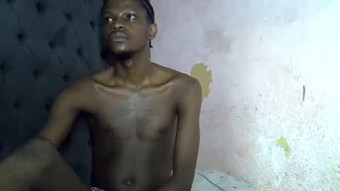 Snapshot of slim_long01 chatting on October 2025 11:30:01 AM slim long01 online show from October 2025 11:30:01 AM