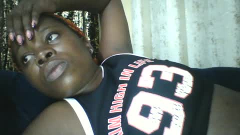 Snapshot of slim_petite_ebony chatting on June 2026 10:34:02 PM slim_petite_ebony online show from June 2026 10:34:02 PM
