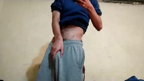 Snapshot of slimshaddyxx chatting on December 2024 05:38:02 AM Prince online show from December 2024 05:38:02 AM