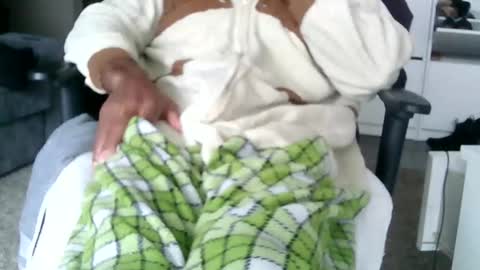 slipperyballs900 online show from February 2026 02:03:02 PM