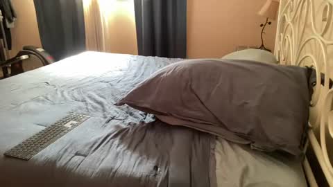 slut online show from July 2026 01:36:02 PM