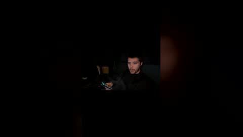 Snapshot of slutsandblunts chatting on February 2026 07:15:02 AM slutsandblunts online show from February 2026 07:15:02 AM