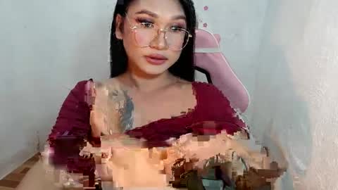 Snapshot of slutty_classyxx chatting on January 2025 07:11:02 AM Lovie online show from January 2025 07:11:02 AM