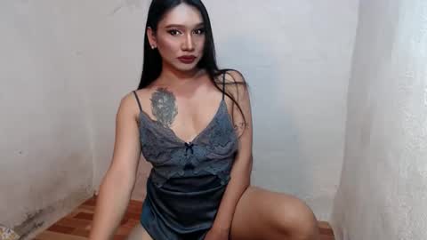  Lovie  online show from March 2026 03:39:01 PM
