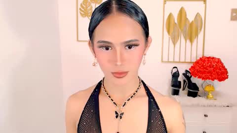 Snapshot of slutty_vanna chatting on March 2025 12:00:01 AM mia online show from March 2025 12:00:01 AM