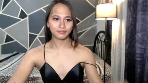 Snapshot of slutty_yesha chatting on December 2024 03:18:02 AM Slutty yesha online show from December 2024 03:18:02 AM