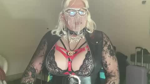 Snapshot of sluttygina1 chatting on January 2025 09:50:02 PM sluttygina1 online show from January 2025 09:50:02 PM