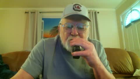 Slydevil online show from October 2025 08:44:01 PM