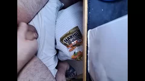 Snapshot of small_1986 chatting on January 2025 09:37:02 AM transmisin gratuita bajo demanda  free broadcast on demand online show from January 2025 09:37:02 AM