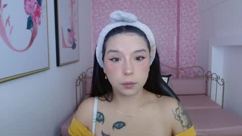 Mariana Torres online show from May 2026 01:29:01 PM