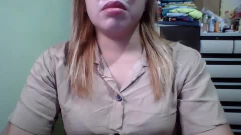 Snapshot of small_boobs59 chatting on February 2025 08:37:01 AM Lovewella online show from February 2025 08:37:01 AM