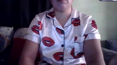 Snapshot of small_boobs59 chatting on March 2025 10:38:02 PM Lovewella online show from March 2025 10:38:02 PM