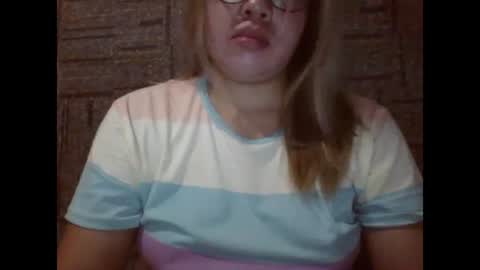 Snapshot of small_boobs59 chatting on March 2025 10:17:02 PM Lovewella online show from March 2025 10:17:02 PM