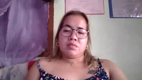 Snapshot of small_boobs59 chatting on September 2025 06:59:01 AM Lovewella online show from September 2025 06:59:01 AM