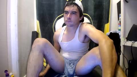 Snapshot of small_wood21 chatting on December 2024 05:20:02 AM small wood21 online show from December 2024 05:20:02 AM